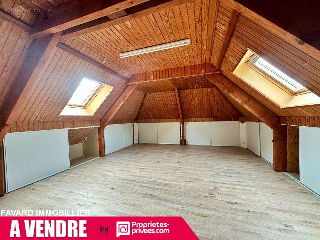 Grande maison familiale 238 m² - 7 chambres - jardin & garages - Brive-la-Gaillarde - photo 14