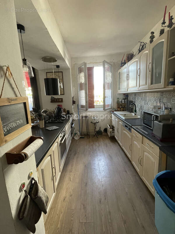 À Châtillon-Sur-Seine, villa de 141m2 avec 2 chambres à vendre - photo 2