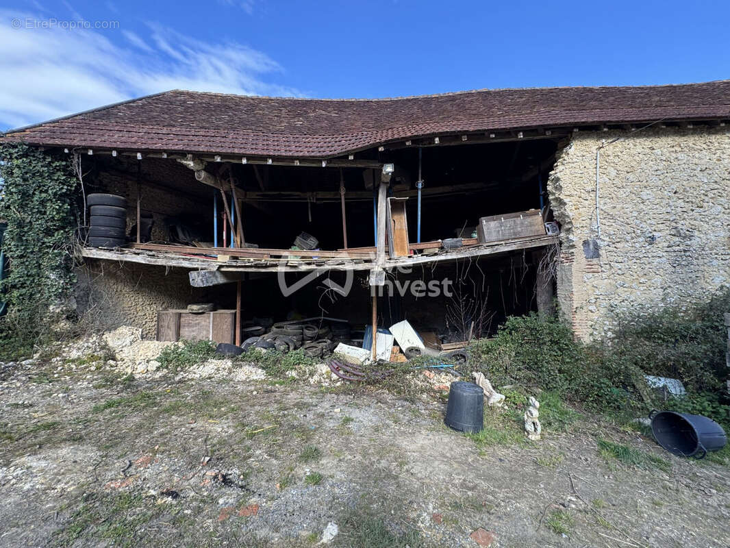 Maison à PIETS-PLASENCE-MOUSTROU