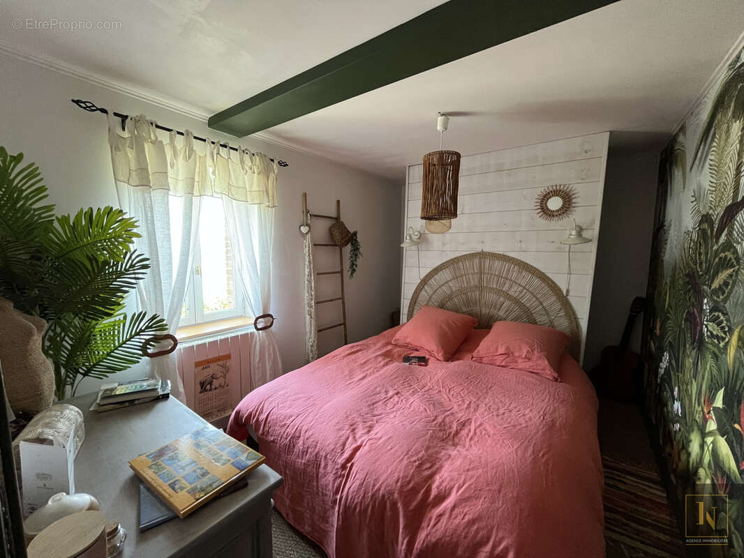 Maison à FROSSAY