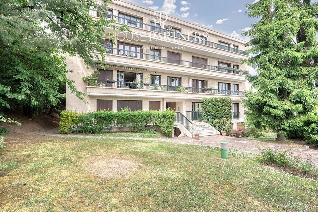 Appartement à RUEIL-MALMAISON