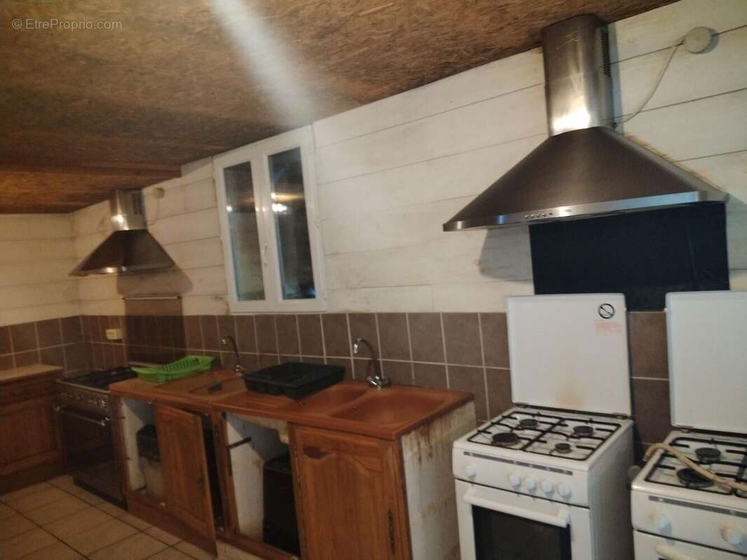 Maison 291 m² à Thors  - photo 3