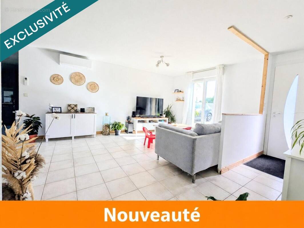 Photo 1 - Maison à SAINT-YZAN-DE-SOUDIAC