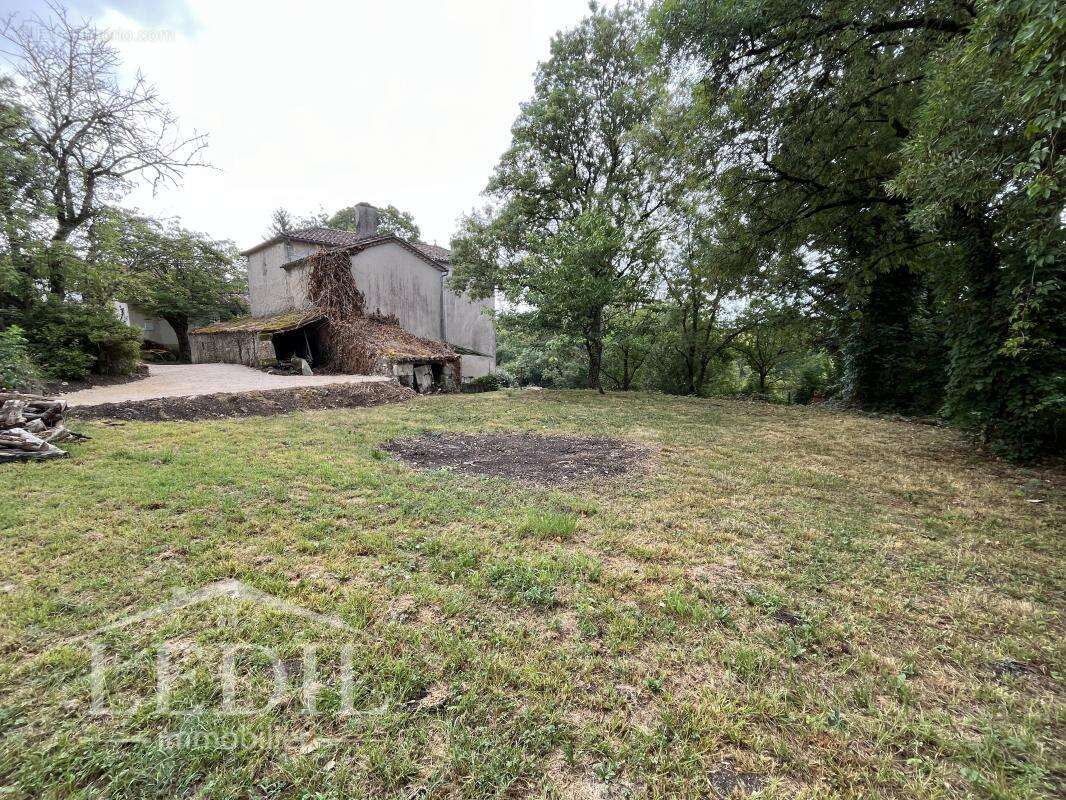 Maison à MONCRABEAU
