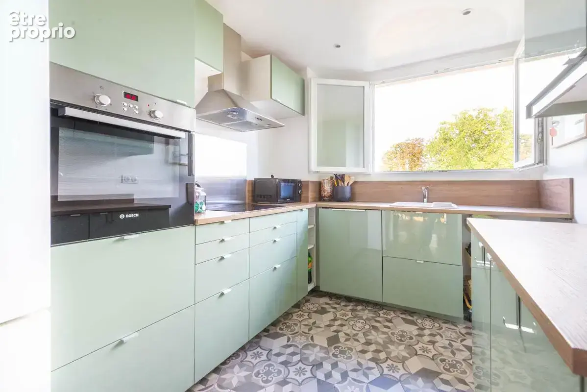 Appartement à vendre sèvres – superbe 3 pièces refait à neuf – calme, lumière et verdure - photo 2