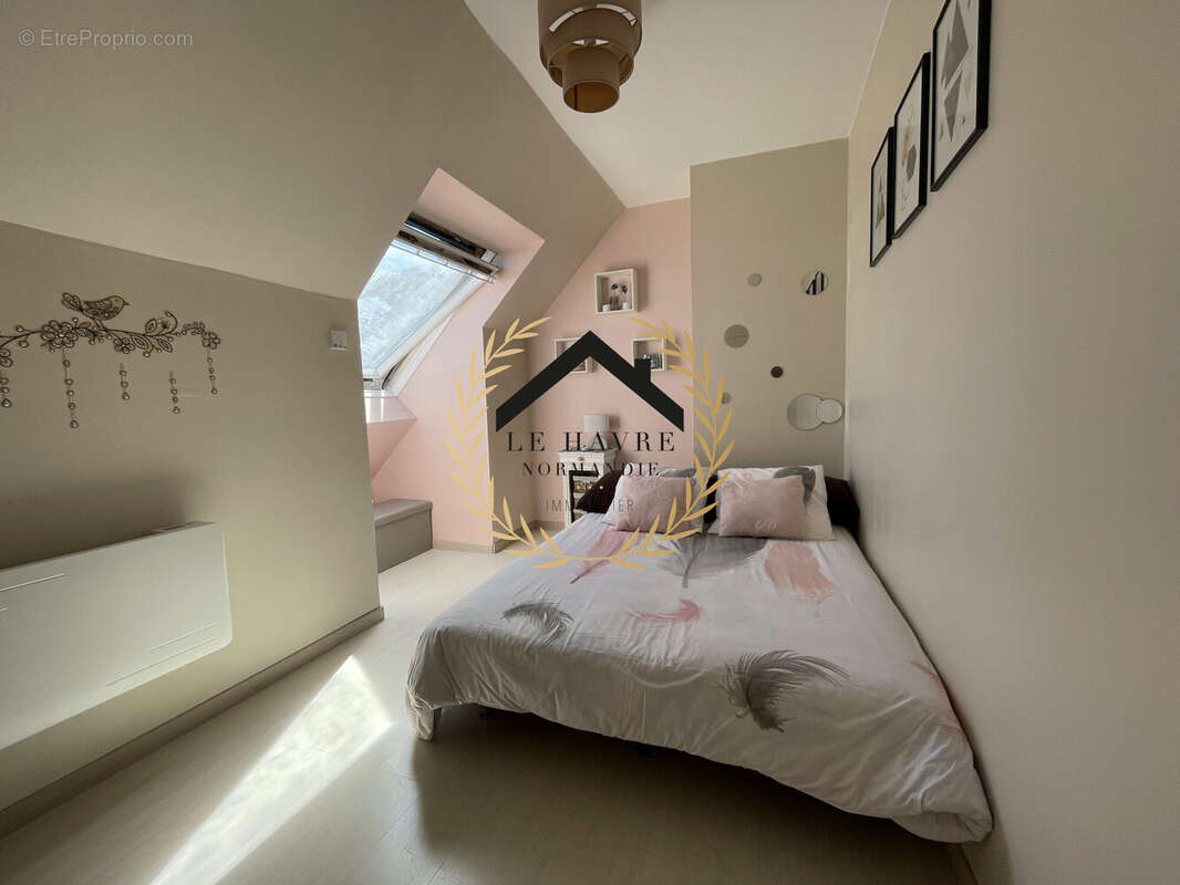 Maison 122 m² à Angerville-L'orcher  - photo 9