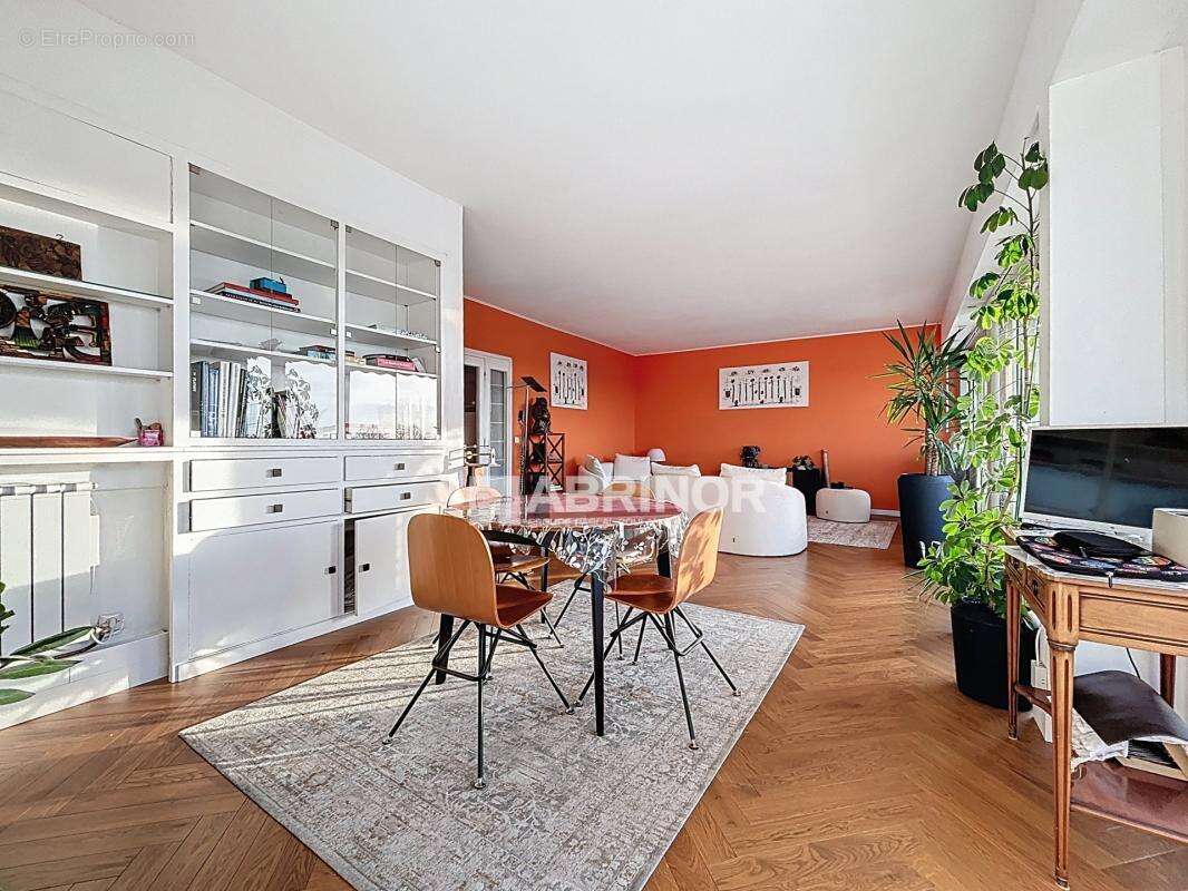 Appartement à MARCQ-EN-BAROEUL