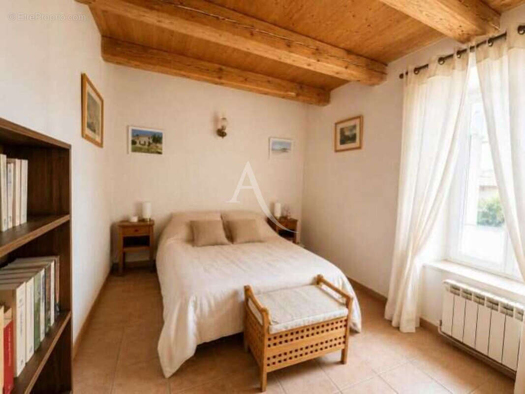 EXCLUSIVITÉ - Charmante maison en pierre à LA GUERINIERE - photo 4