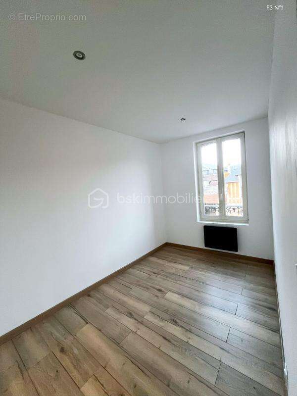 Appartement à PONT-L&#039;EVEQUE