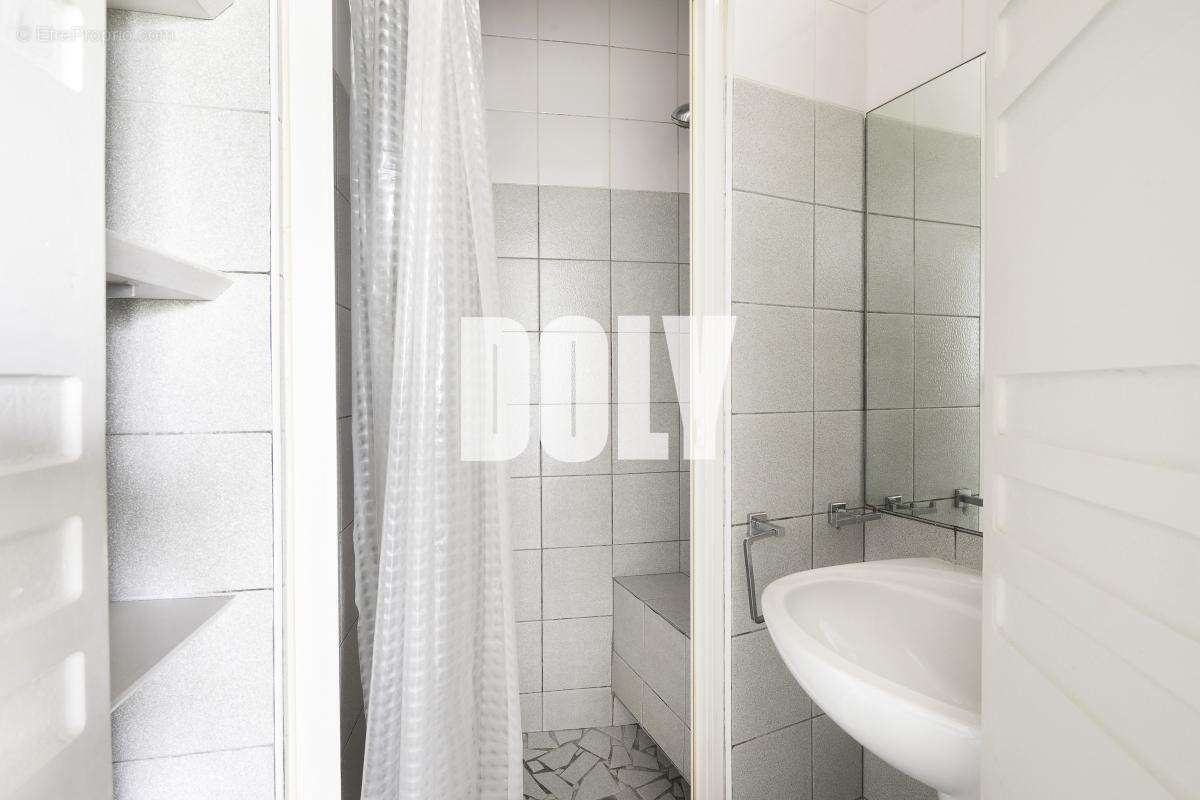 Appartement à PARIS-12E