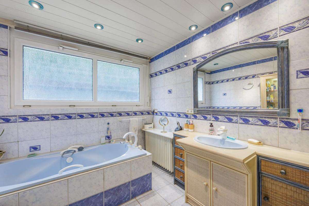 Maison à SCHWEIGHOUSE-SUR-MODER