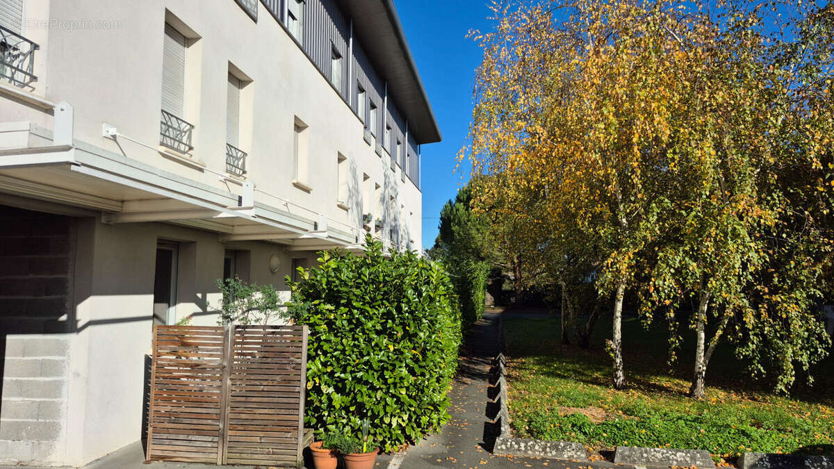 Appartement à SAINTES