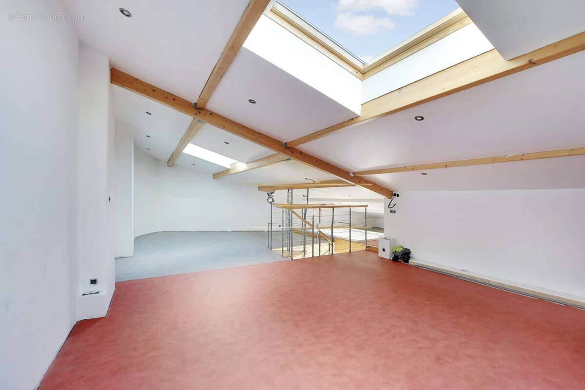 Maison à VIGNEUX-SUR-SEINE