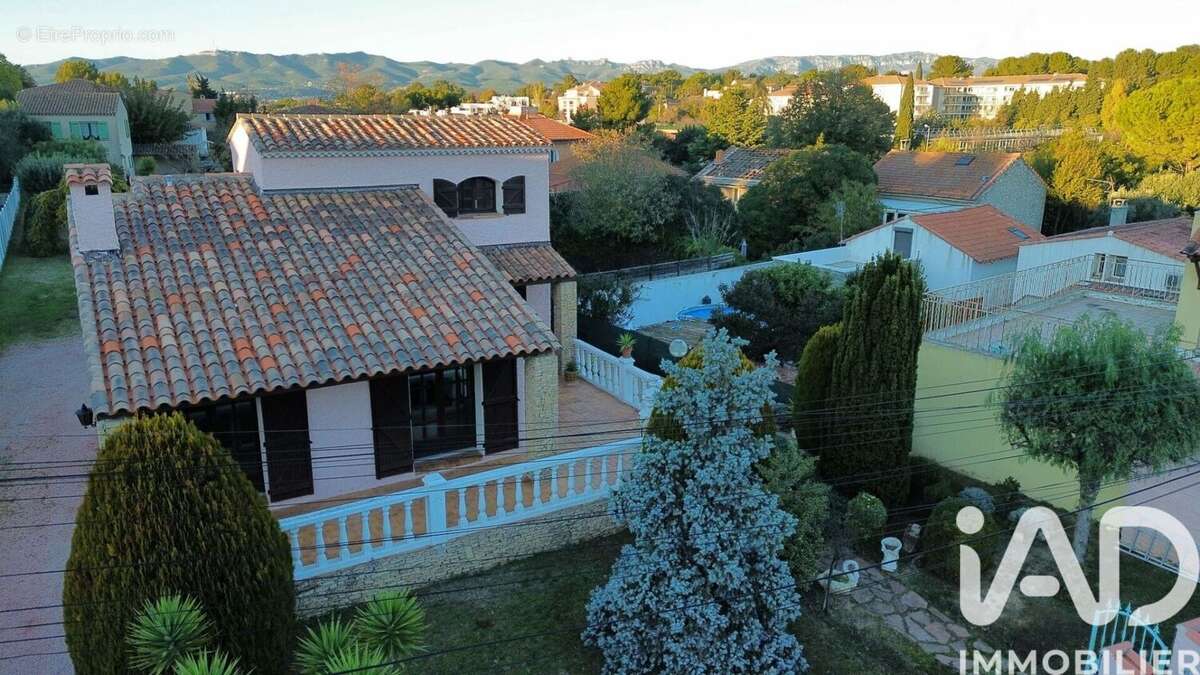 Photo 3 - Maison à MARSEILLE-12E