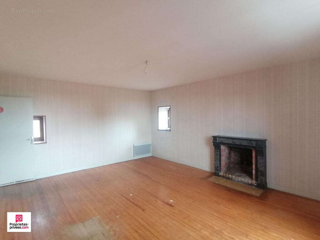 Maison à SAINTE-MARIE-LA-ROBERT