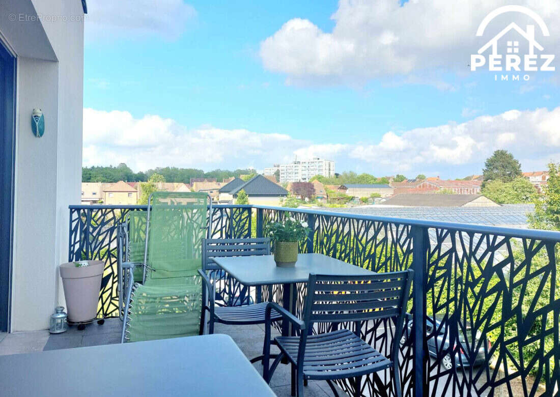 Appartement à NEUVILLE-EN-FERRAIN