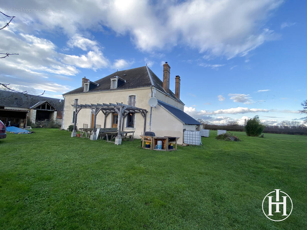 Maison à MAISONNAIS