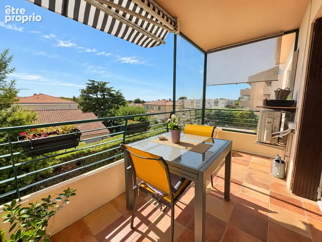 Six-Fours-les-plages - Appartement type 4 avec terrasse & cave - photo 2