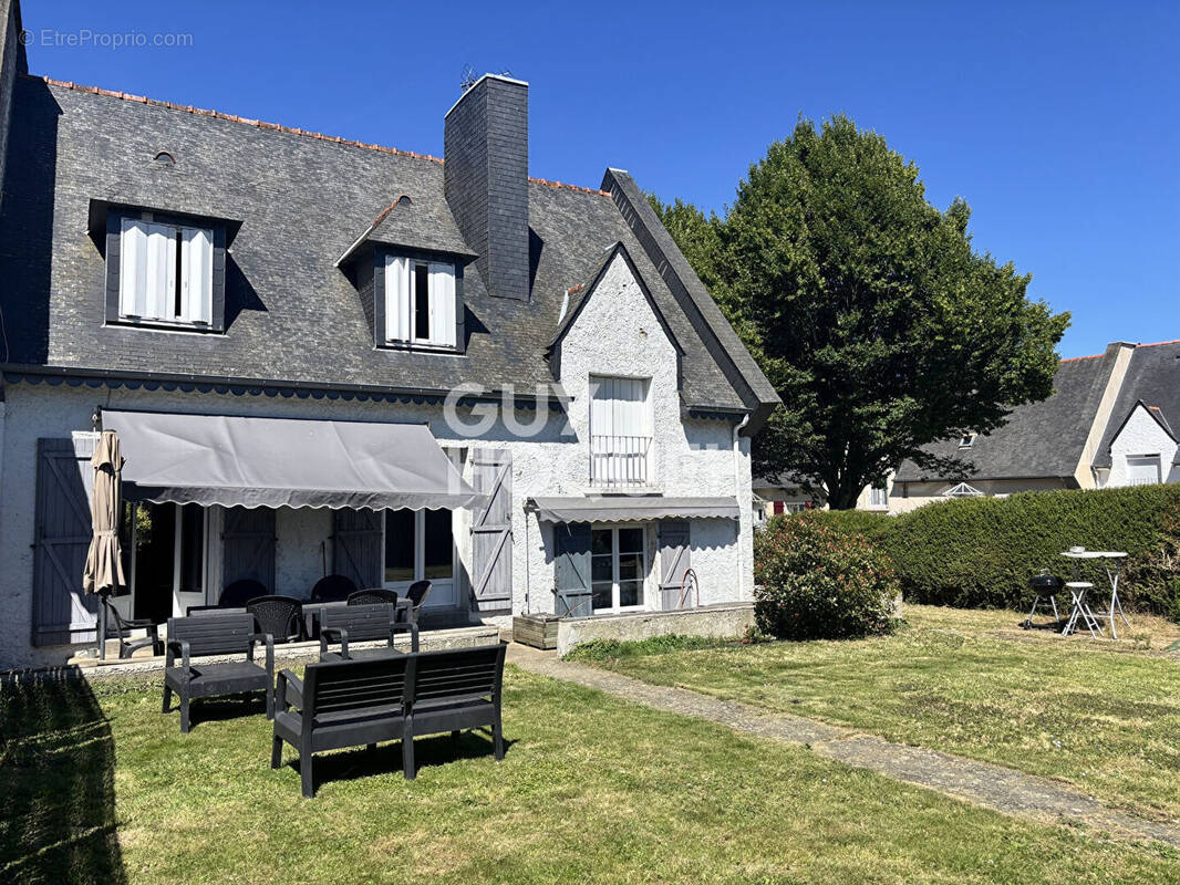 Maison à LANVALLAY