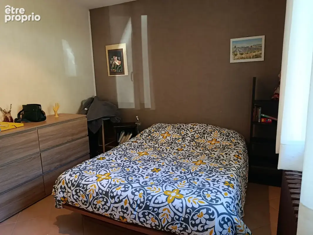 A vendre belle maison de 137 m2 sur un terrain de 3853 m2 à JASSERON - photo 10