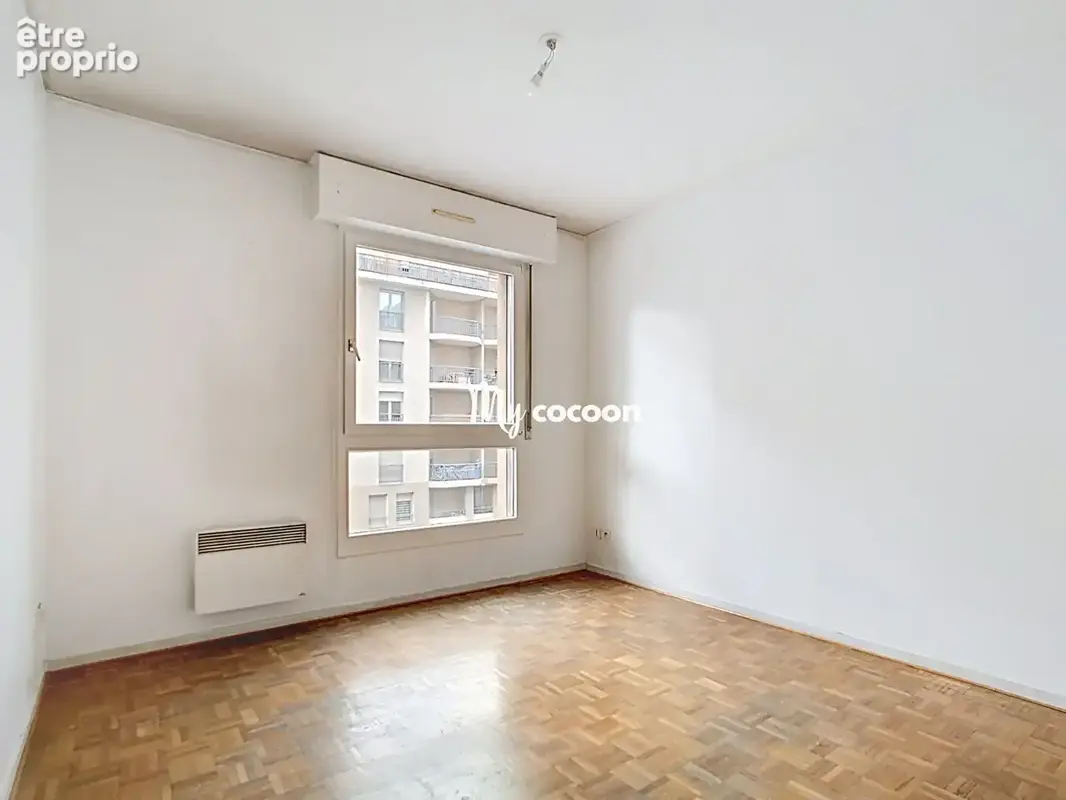 Place Saint Louis - T3 - 70 m² - Balcon Cave - photo 10