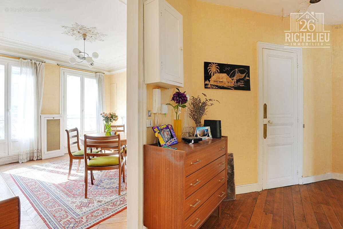 Appartement à PARIS-4E