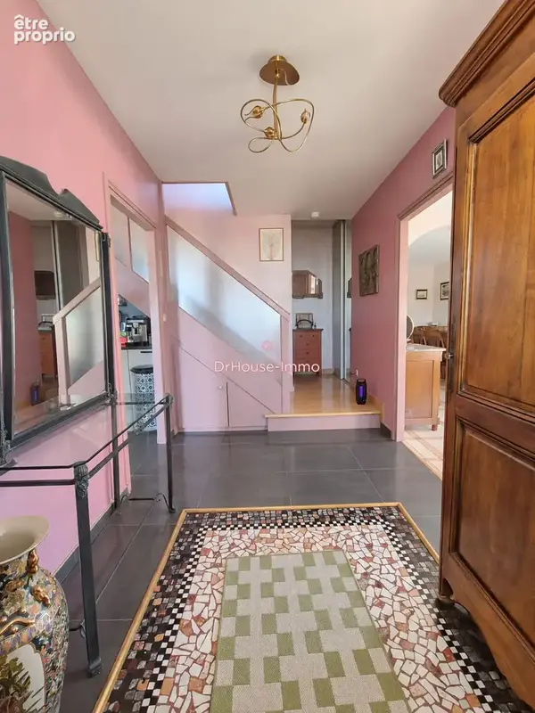 Maison 8 pièces 205 m² à vendre à Varennes-Le-Grand (71240) - photo 17