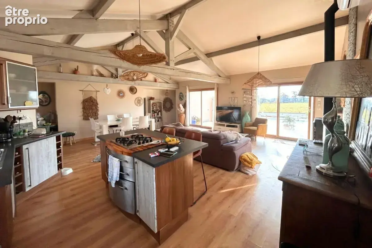 69290 grezieu la varenne - maison à vendre 5 pièces  - plain pied - piscine - gargae -calme - sans vis a vis - photo 8