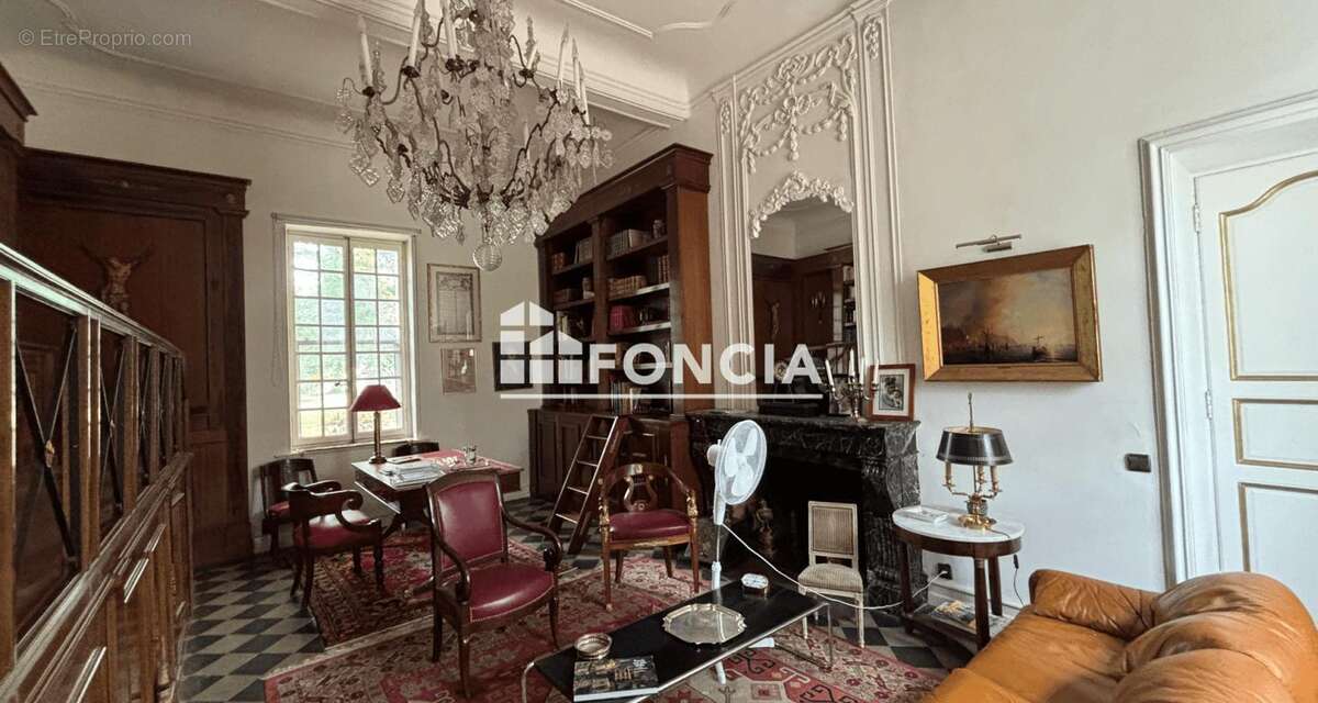 Maison à CAISSARGUES