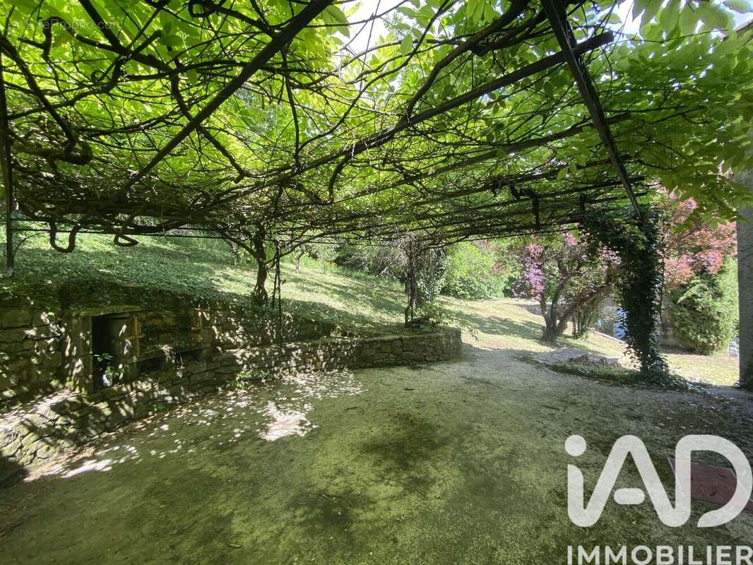 Maison 158 m² à Molieres-Cavaillac  - photo 4