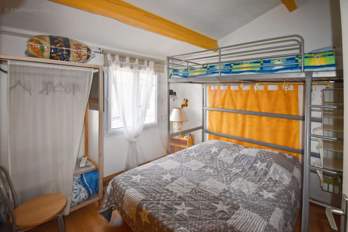 Maison à FLEURY