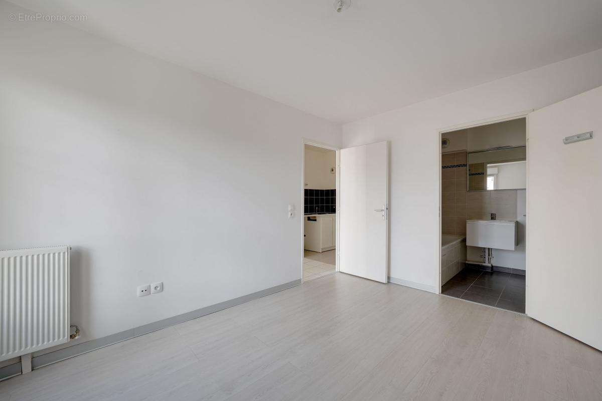 Appartement 2 pièces 44.16 m² - Résidence 2014 - photo 8