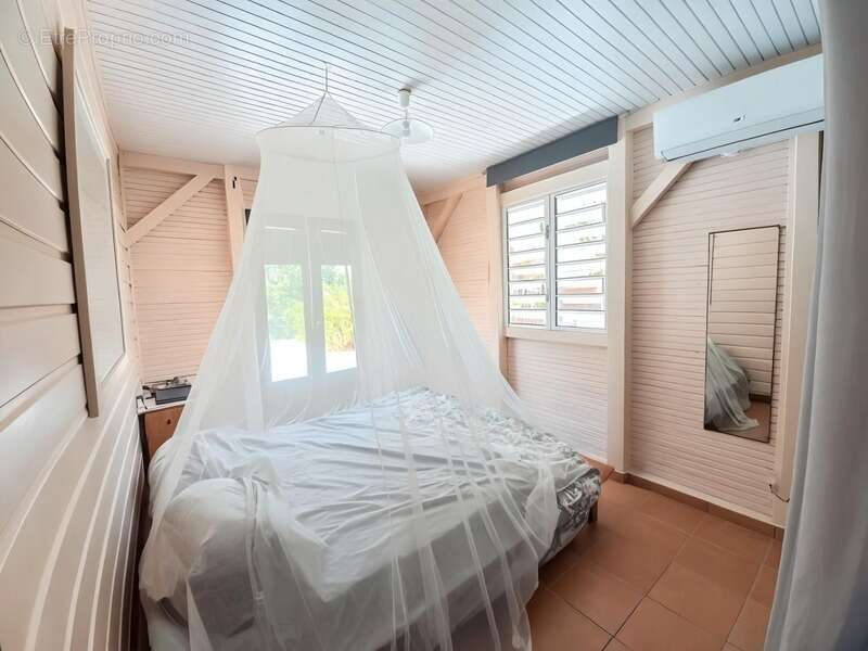 Maison à SAINTE-ANNE