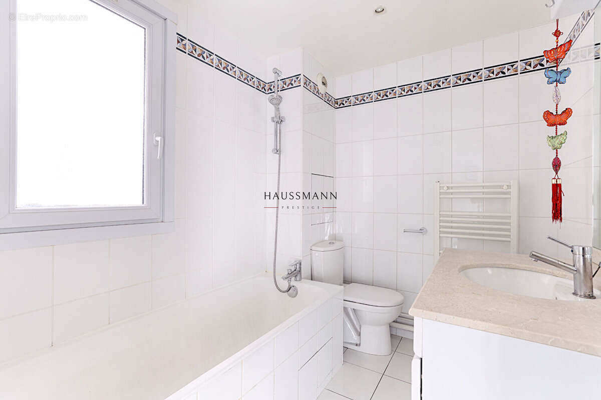 Appartement à PARIS-2E