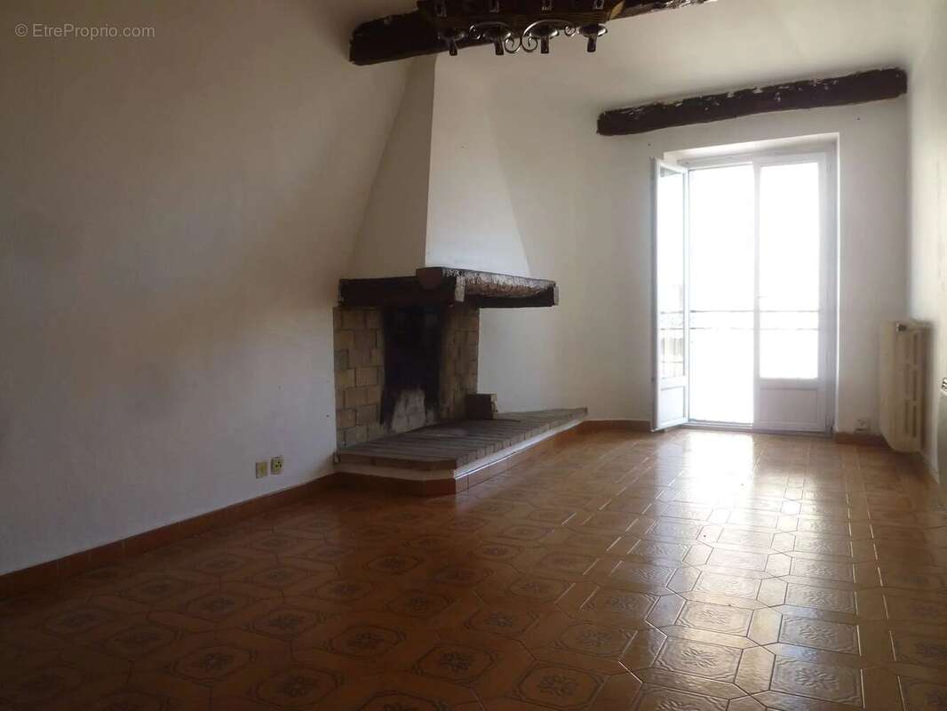 Appartement à TOUDON