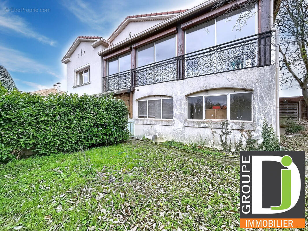 Maison à ETOILE-SUR-RHONE