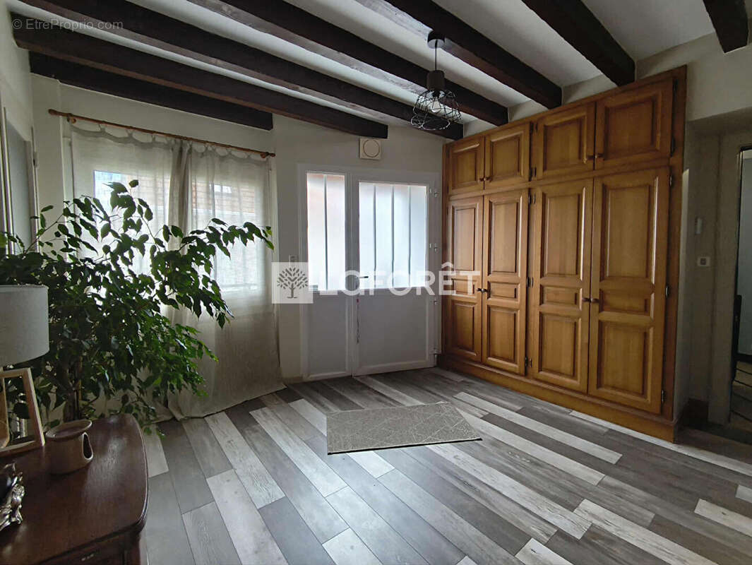 Maison à CHARMES