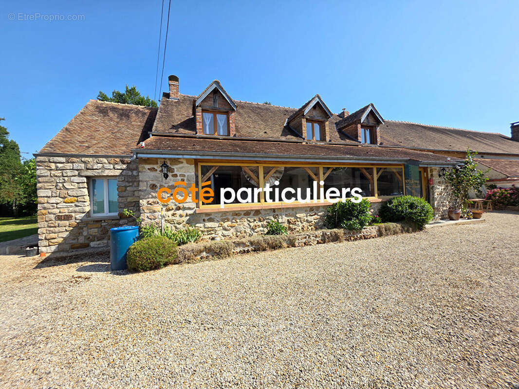 Maison à SAINT-VALERIEN