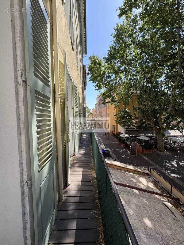 Appartement à FREJUS
