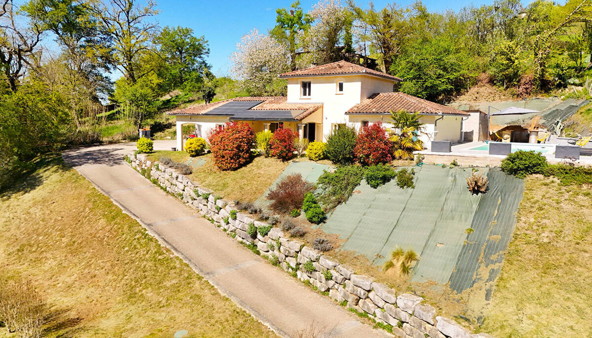 Appartement à MONTBAZENS