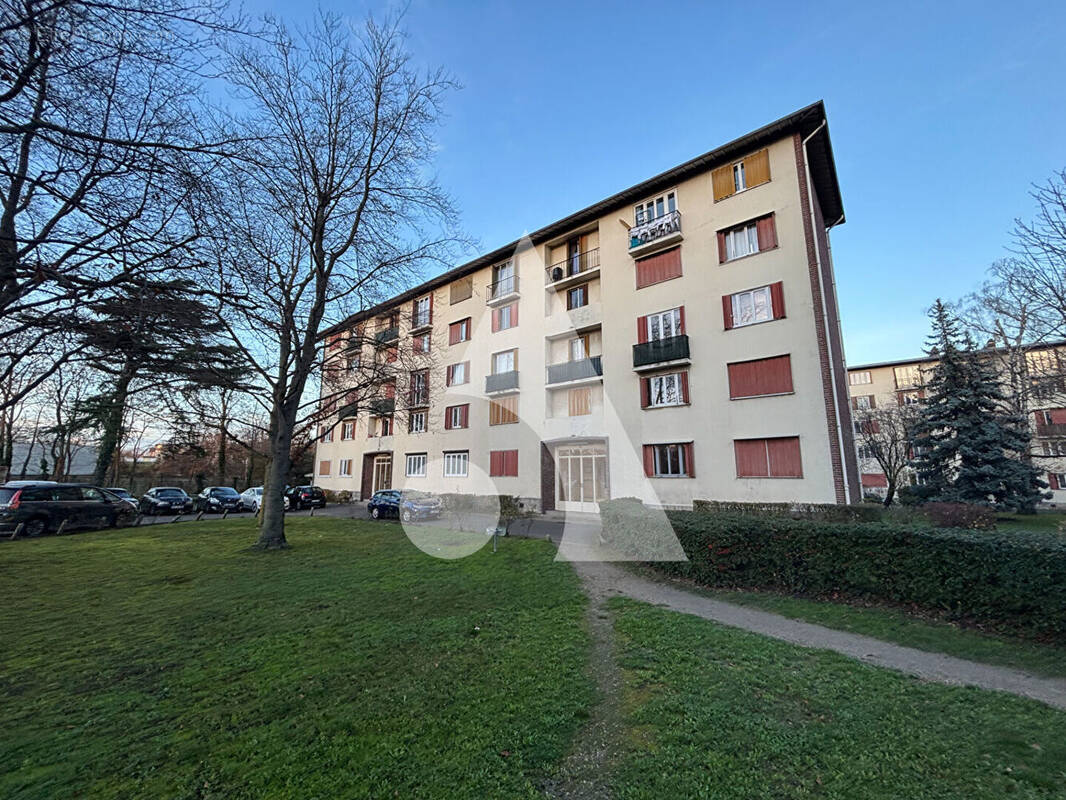 Appartement à EPINAY-SUR-SEINE