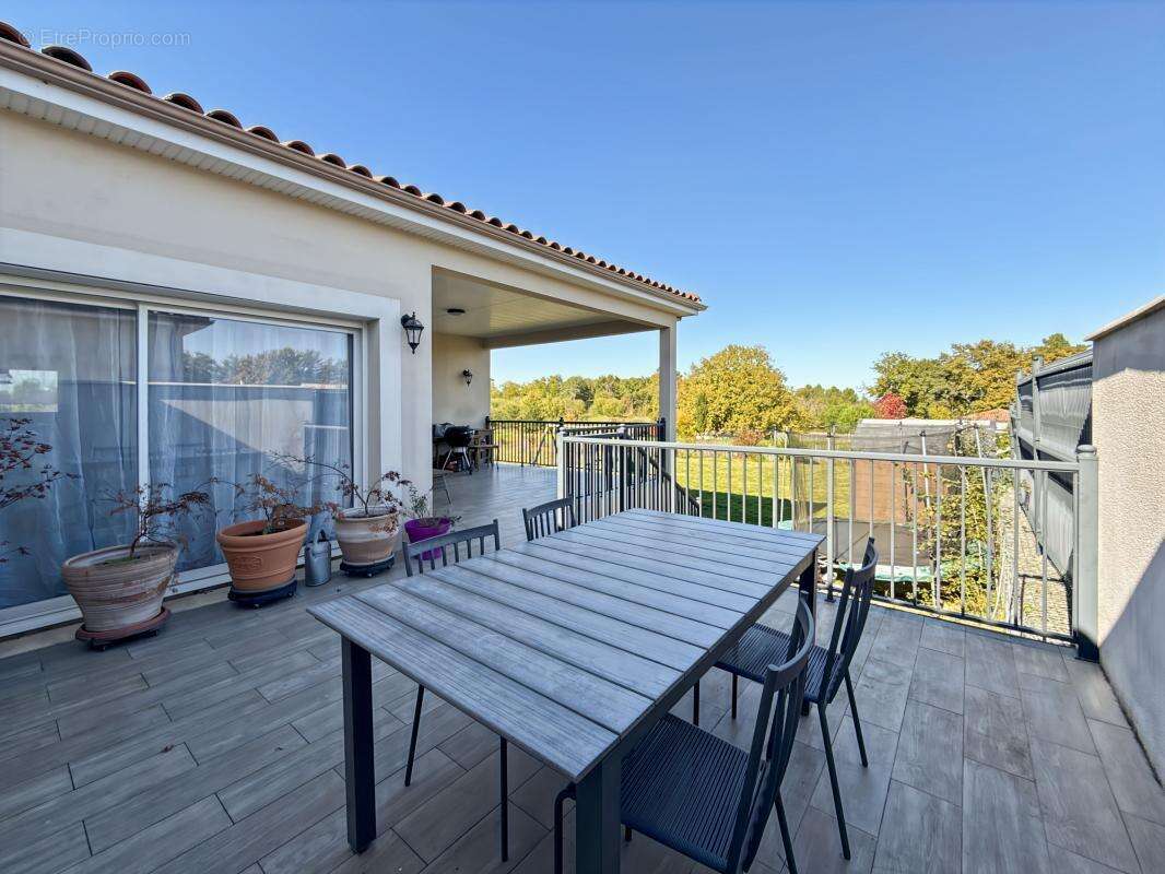 Maison à MARSAC-SUR-L'ISLE