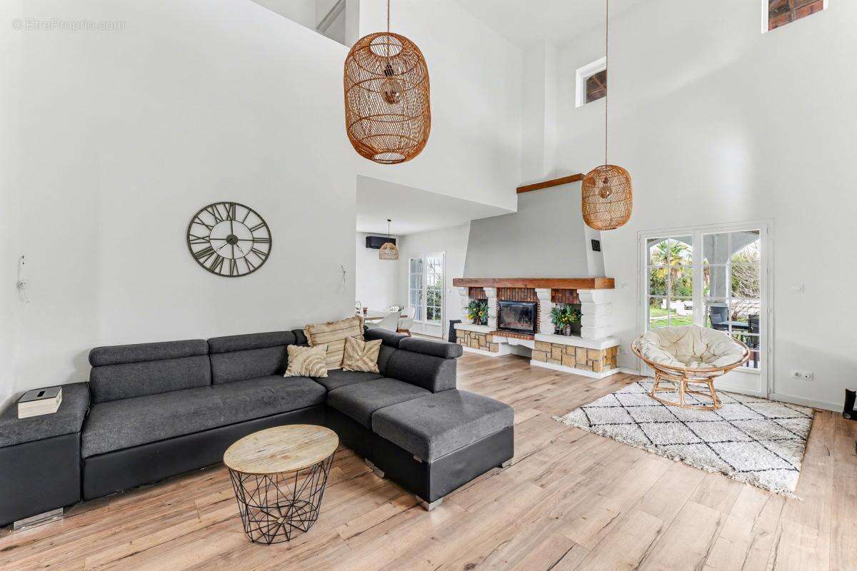 Maison à GAGNAC-SUR-GARONNE