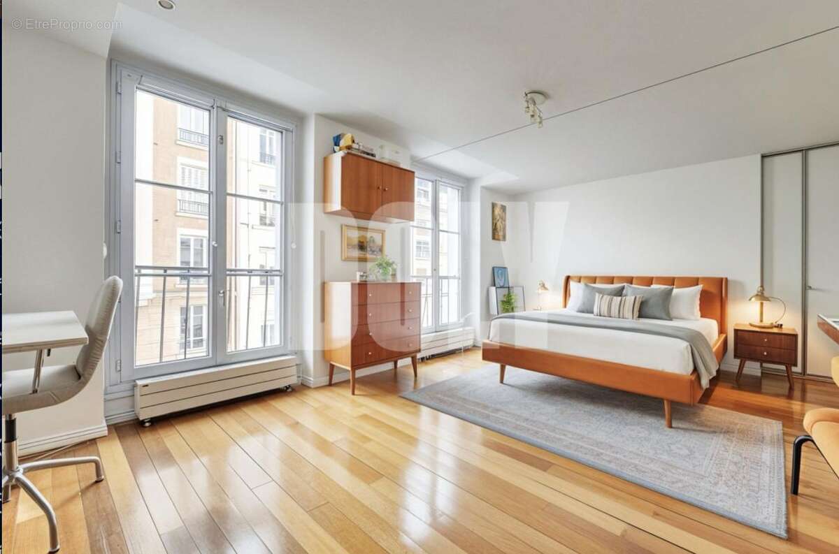 Appartement à PARIS-11E