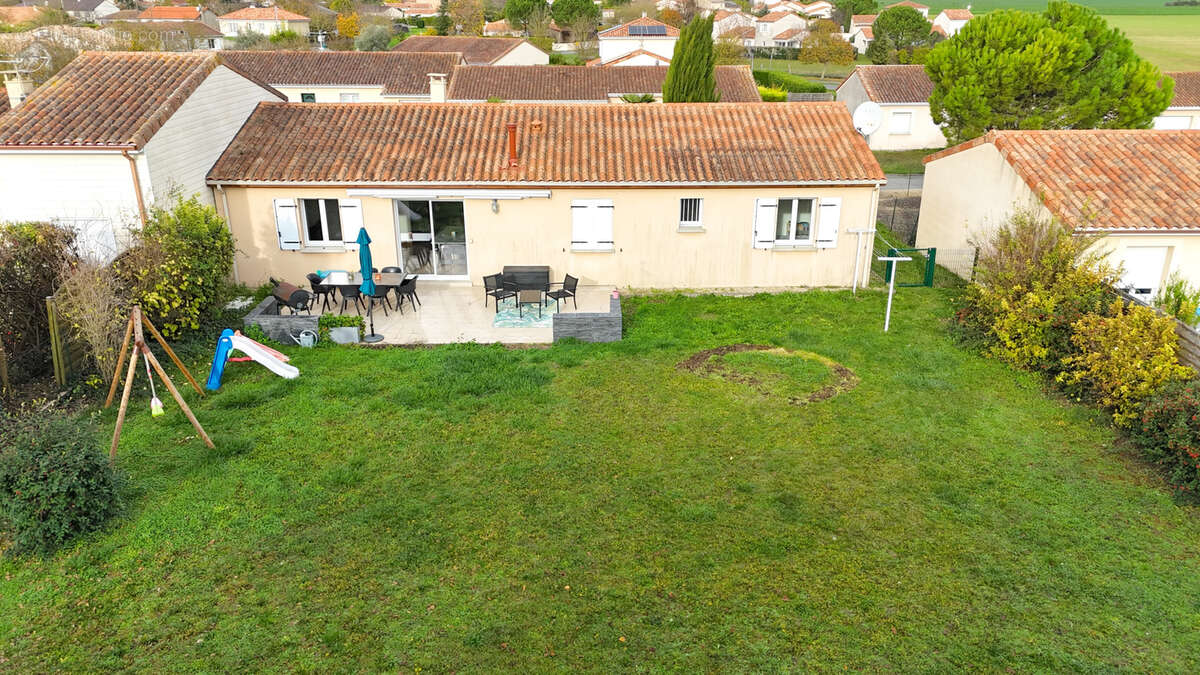 Maison à CHASSENEUIL-DU-POITOU
