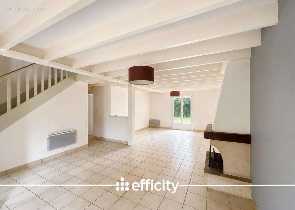 Maison 121 m² à La Chapelle-Sur-Erdre  - photo 3