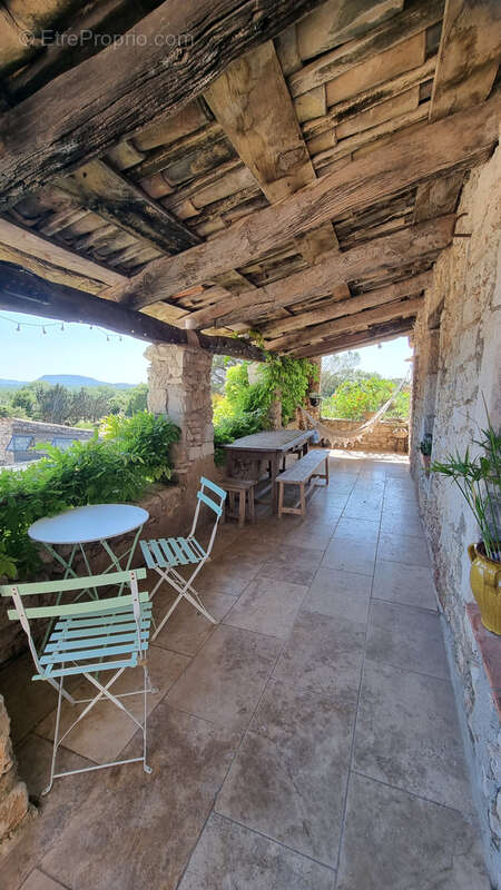 Maison à GOUDARGUES