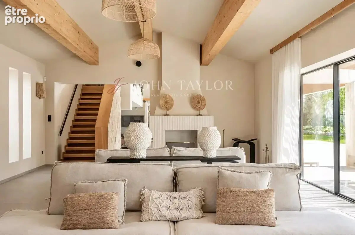 Propriété contemporaine face aux Alpilles à Eygalières - photo 6