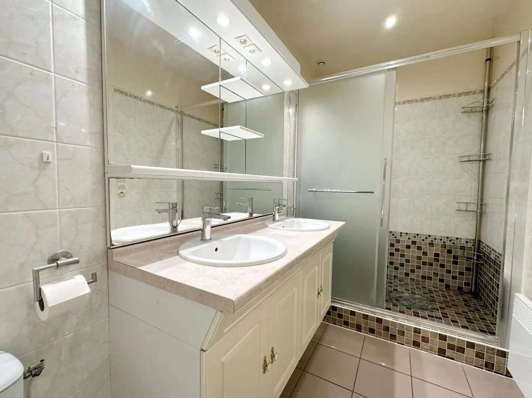 Maison À Vendre Centre-ville - photo 9