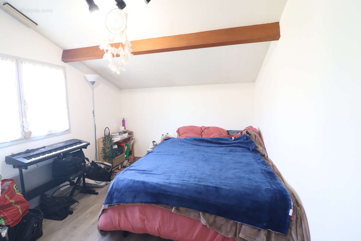 Maison à VILLENAVE-D'ORNON